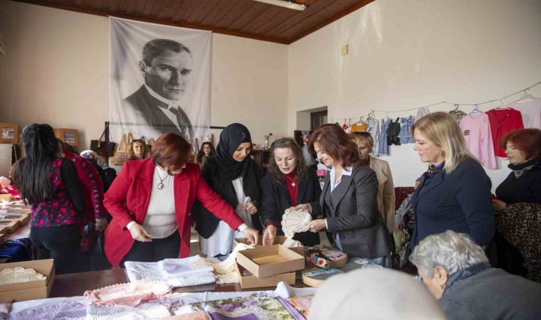 Üretici kadınlar, kadın kooperatif ve dernekleri ile Silifke Gazi Çiftliğinde bir araya geldi