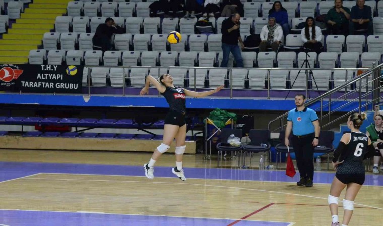 Voleybol yükselme müsabakaları kıran kırana geçen maçlarla sona erdi