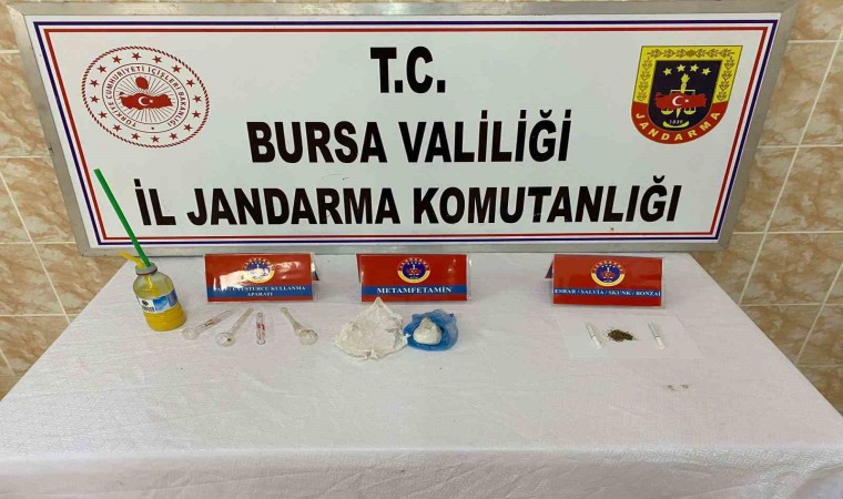 Yaşından çok suç kaydı vardı, jandarmadan kaçamadı