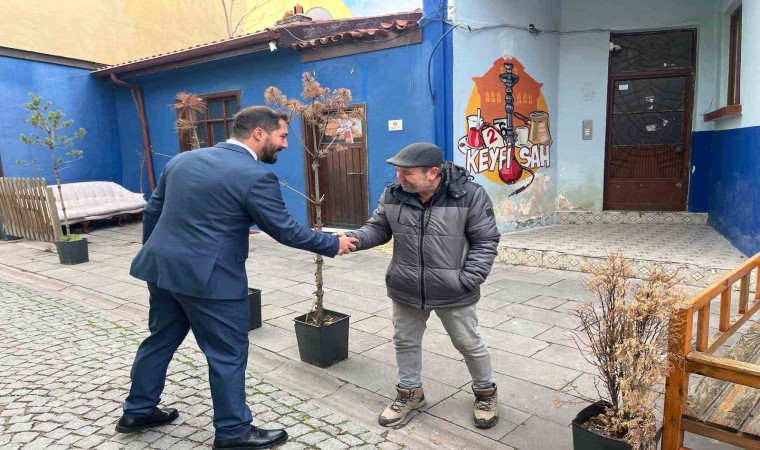 50 yıllık muhtarı genç aday emekli etmeye çalışacak