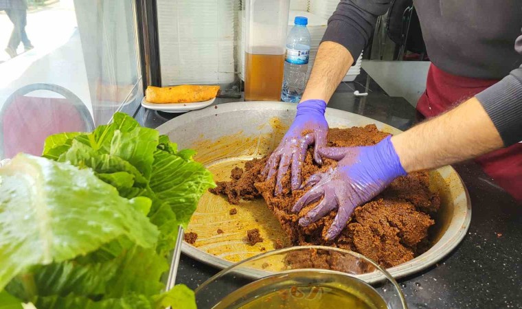 Adıyamanın eşsiz lezzeti çiğköfte Ramazanda da sofralarda