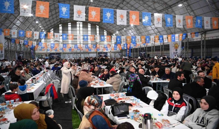 AK Parti Tuzlada teşkilat iftarında buluştu