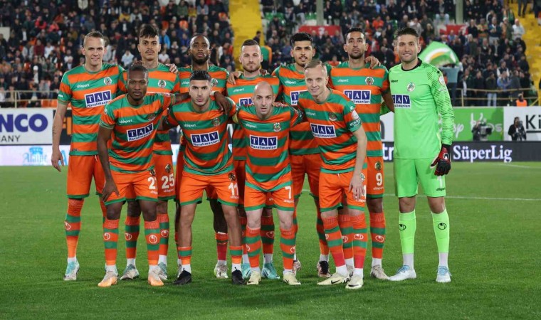 Alanyaspor, ligde 6 maç sonra galibiyeti hatırladı