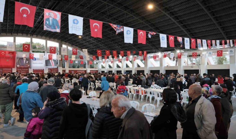 Antalya Büyükşehir Belediyesinden iftar sofrası