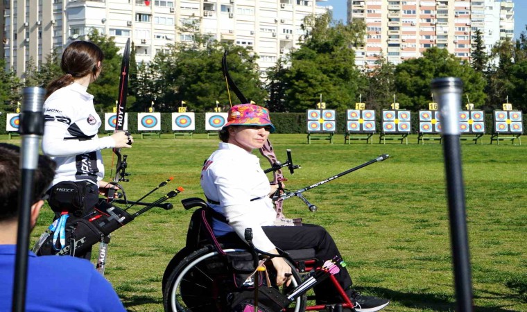 Antalyasporlu okçular hedefe odaklandı