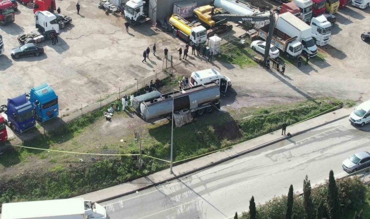 Ataşehirde yanan yakıt tankeri havadan görüntülendi