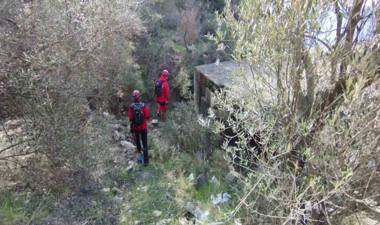 Ayvacıkta kaybolan alzaymır hastası yaşlı adam ölü bulundu