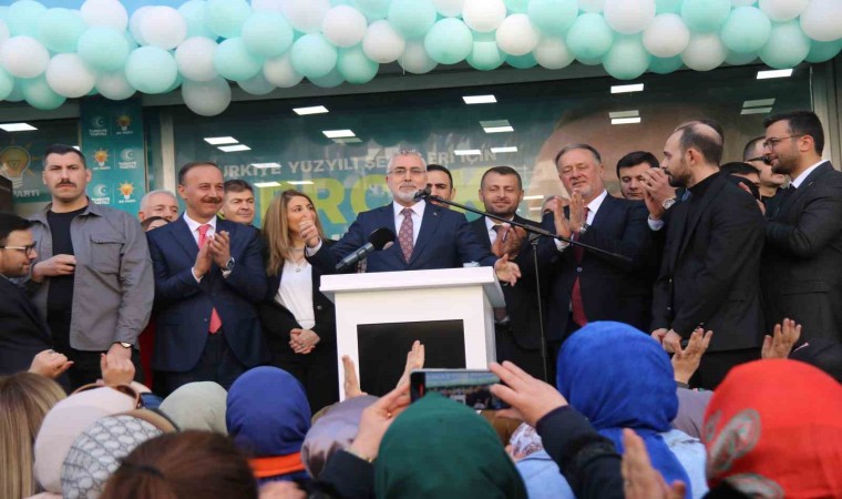 Bakan Işıkhan: Halkın rızkını teröre peşkeş çeken zihniyetlerden büyük projeler beklenemez