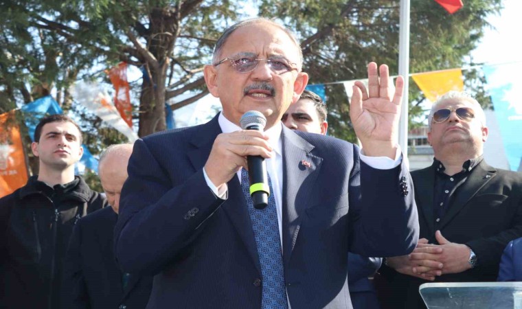 Bakan Özhaseki: “İzmirde tam 21 tane 6nın üzerinde şiddette deprem üretebilecek fay hattı var