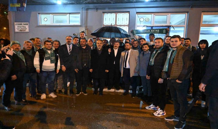 Başkan Aktaşa Soğanlı da alkış ritmi