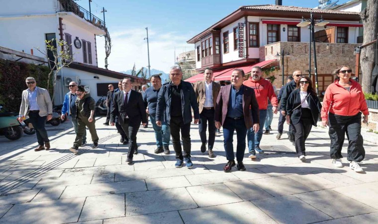 Başkan Böcek: Kaleiçi mirasını en iyi şekilde koruyacağız