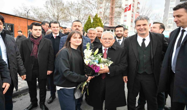 Başkan Büyükkılıçtan spor şehrine yakışır Kayseride amatör spora bir destek daha