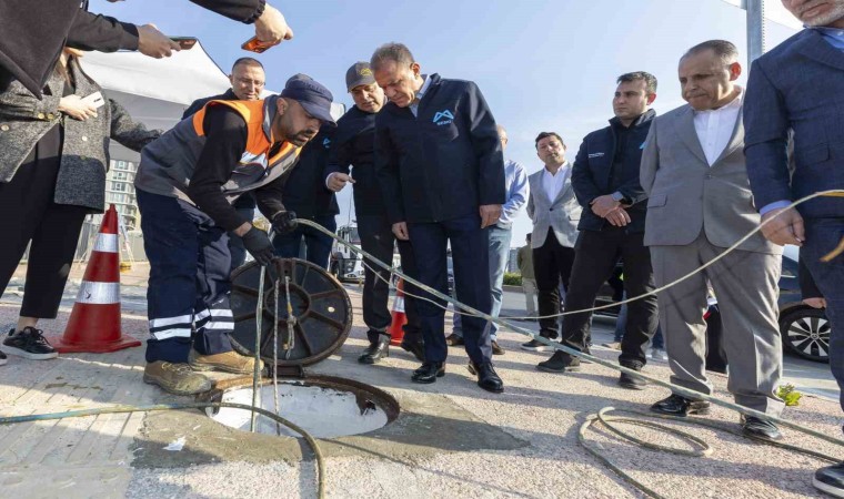 Başkan Seçer, MESKİnin kazısız teknoloji sistemini yerinde inceledi