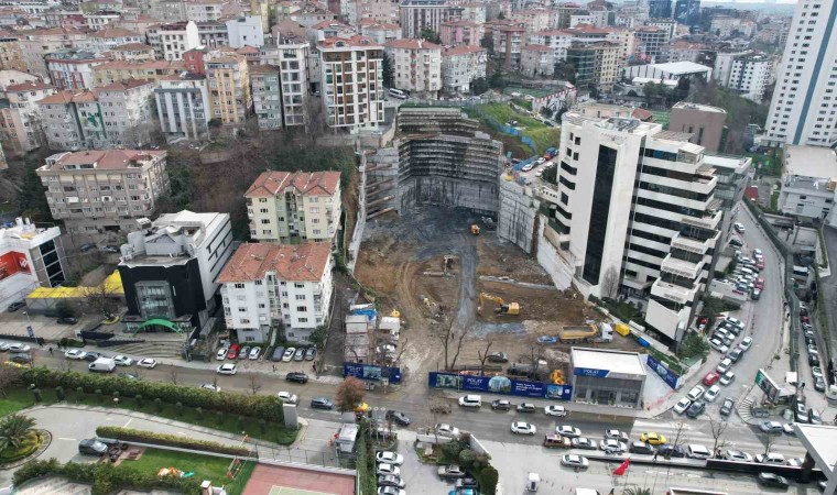 Beşiktaşta deprem toplanma alanı yerine site inşaatı