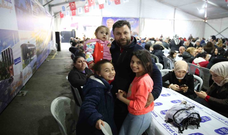 Binlerce vatandaş Eyüpsultanda dev iftar sofrasında buluşacak