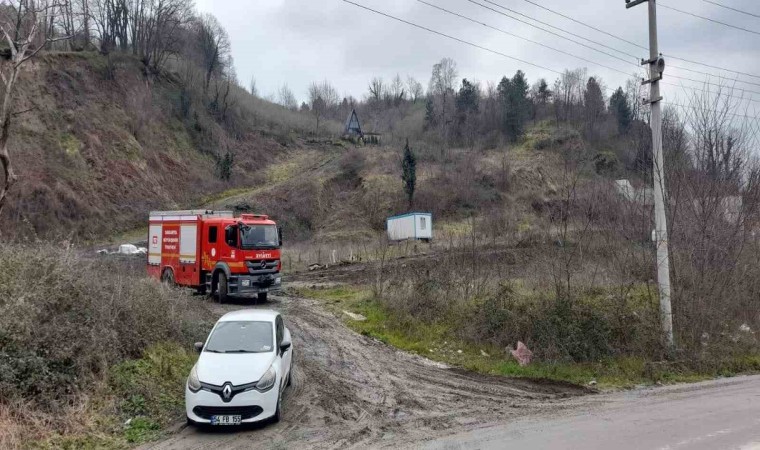 Bungalov evin bitişiğindeki kazan dairesinde yangın çıktı