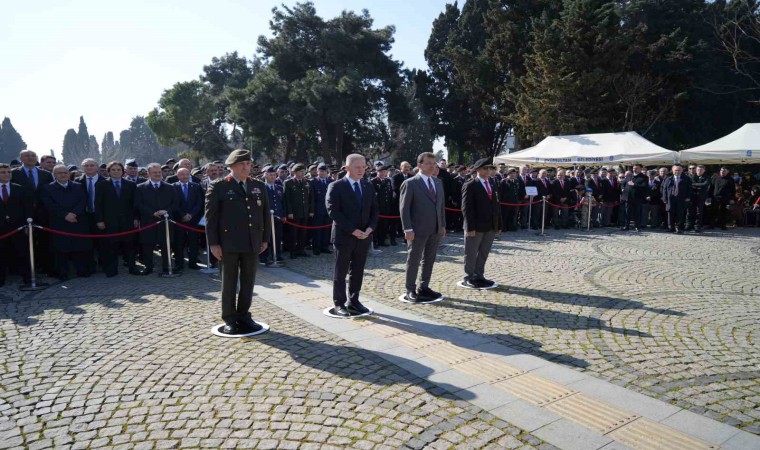 Çanakkale Şehitleri, Edirnekapı Şehitliğinde törenle anıldı