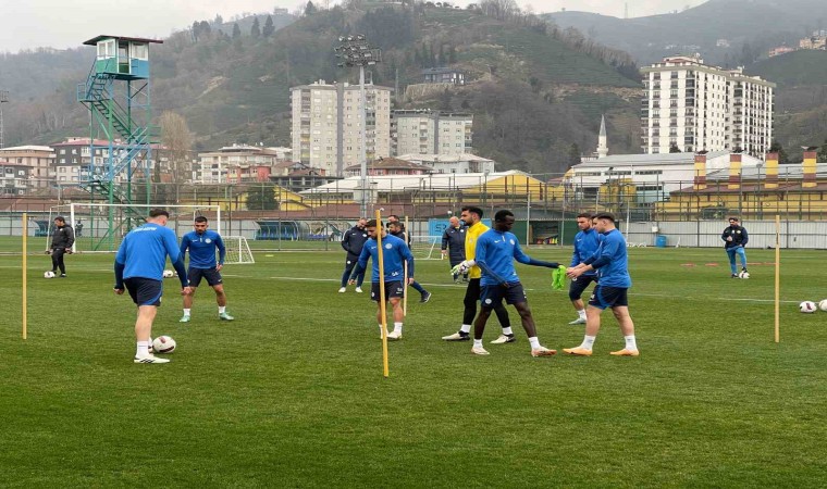 Çaykur Rizespor, Galatasaray maçı hazırlıklarına başladı