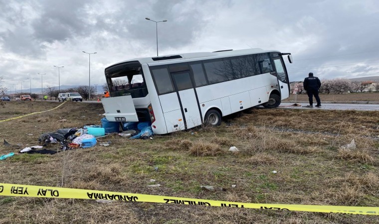 Cezaevi nakil aracı devrildi: 1i ağır 11 yaralı