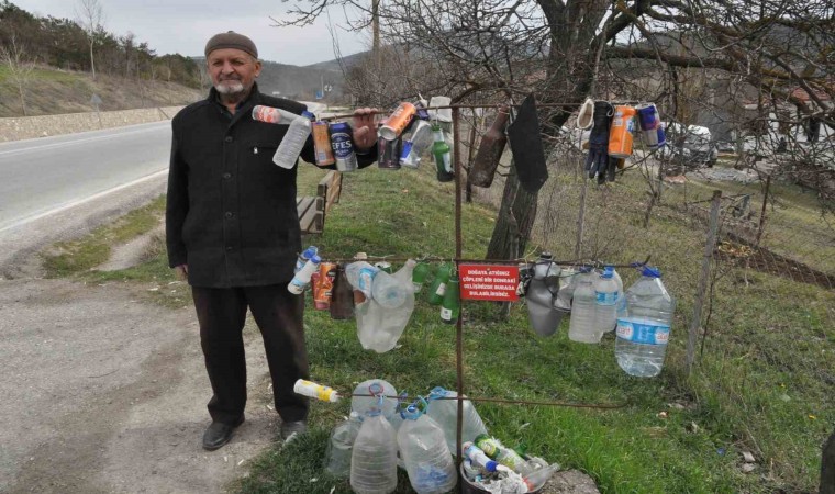 Çöp atanlardan bıktı, çareyi bu şekilde buldu