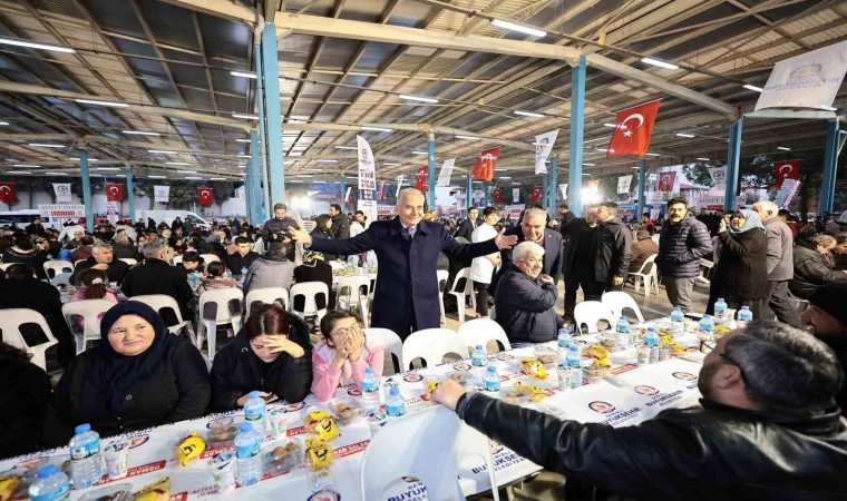 Denizli Büyükşehir Kayıhanda iftar sofrası kurdu