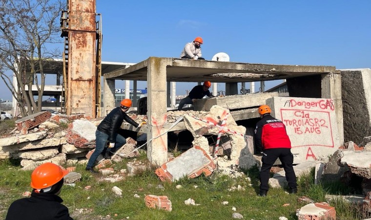 Depreme aralıksız hazırlık