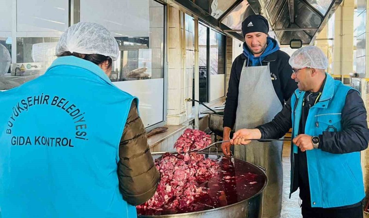 Diyarbakırda zabıta ekipleri gıda denetimlerini artırdı