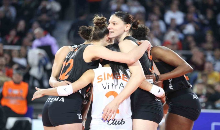 Eczacıbaşı Dynavit, Kupa Voleyde finale yükseldi