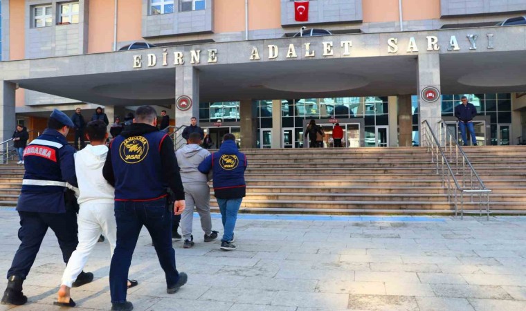 Edirne Jandarması suçlulara göz açtırmıyor