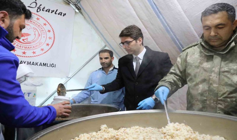 Ercişte iftar çadırına yoğun ilgi