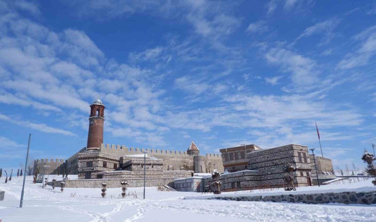 Erzurumda pazara kadar yağış var