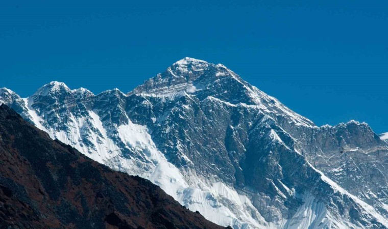 Everest dağcılarına GPS zorunluluğu