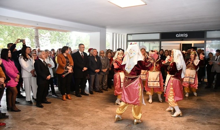 Fethiyede kadınlar, resimleri ile suyun önemini anlattı