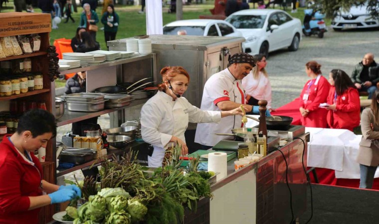 Gastronomi Festivalinin yıldızı enginar oldu