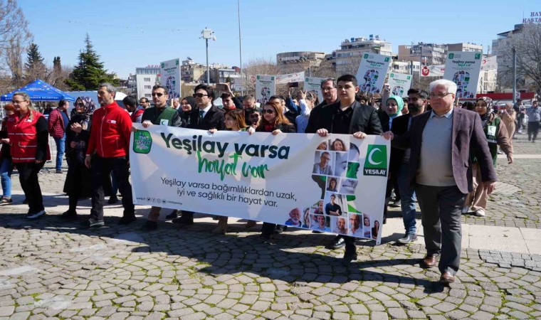 Gaziantepte Yeşilay Haftası için farkındalık korteji