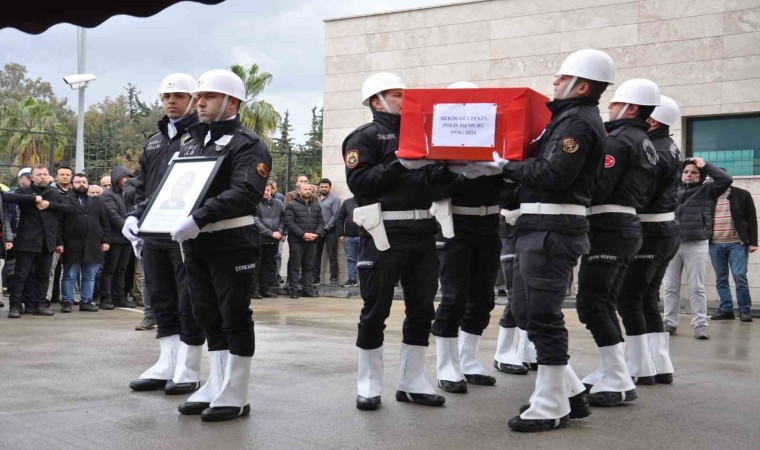 Görev başında hayatını kaybeden polis memurunun cenazesi törenle Hataya uğurlandı