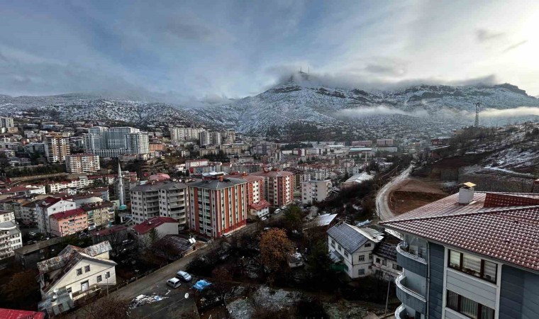 Gümüşhanede mart kapıdan baktırdı