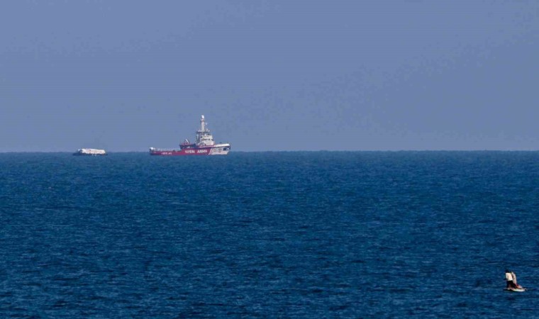 Güney Kıbrıstan yola çıkan yardım gemisi Gazze kıyılarına ulaştı