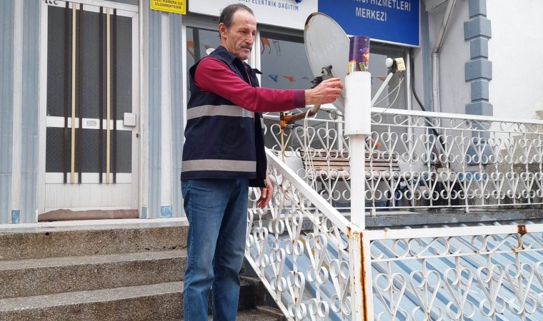 Hisarcıkta iftar topu geleneği ses bombası atılarak yerine getiriliyor