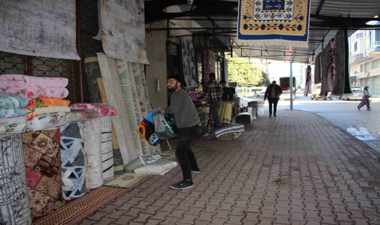 Hortum felaketinin ardından esnaf yaralarını sarmaya başladı