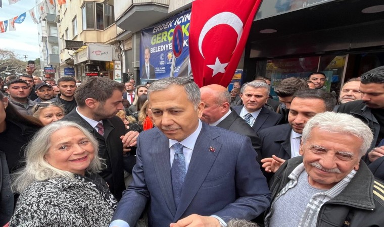 İçişleri Bakanı Ali Yerlikaya Erdekte AK Parti Seçim Ofisi açılışına katıldı