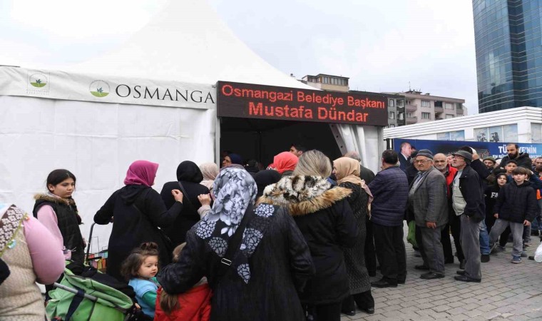 İftar yemekleri Başkan Dündardan