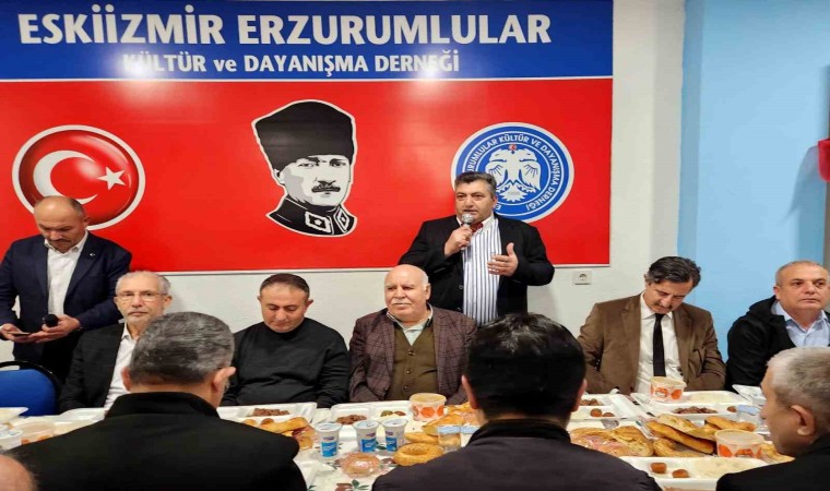 İzmirde yaşayan Dadaşlar iftar yemeğinde buluştu