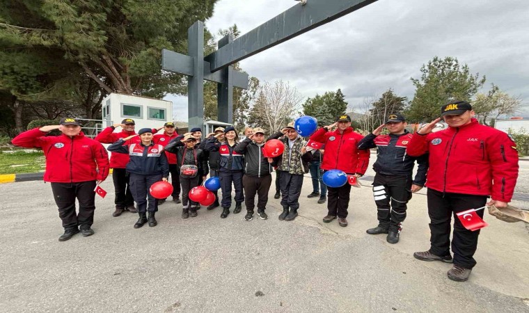 Jandarma özel misafirlerini ağırladı