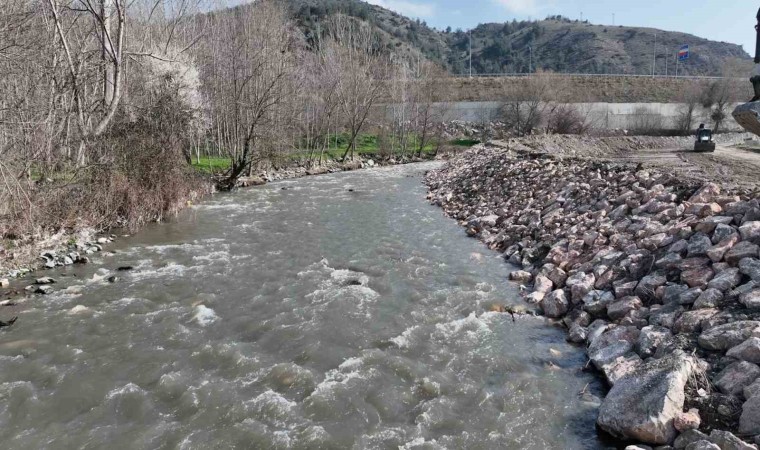 Karasu Deresi taşkın koruma seddi çalışması tamamlandı