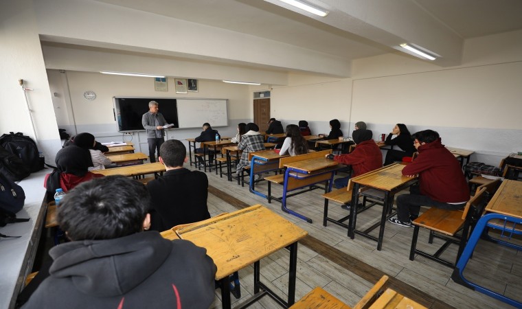 Karatay Belediyesinden 12. sınıflara yönelik deneme sınavı