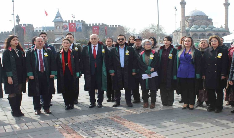 Kayseri Barosundan kadın avukata yapılan saldırıya kınama