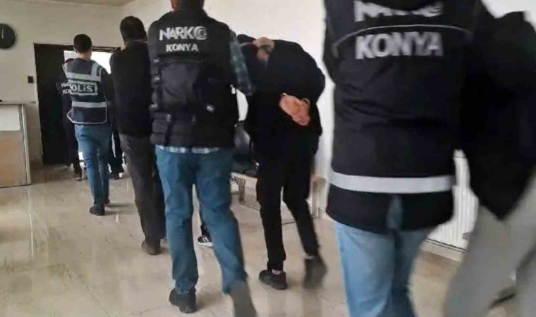 Konyada binlerce uyuşturucu hap yakalandı