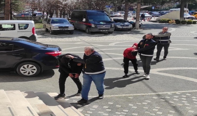 Konyada il dışından gelen 3 motosiklet hırsızı tutuklandı