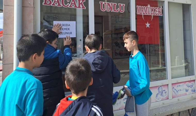 Kütahya Ahteri İmam Hatip Ortaokulundan “Askıda Ekmek” uygulaması